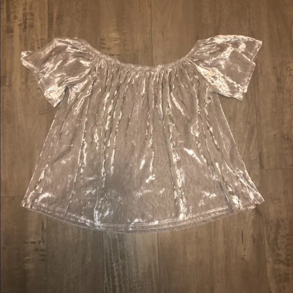 Silver velvet off the shoulder short sleeve top